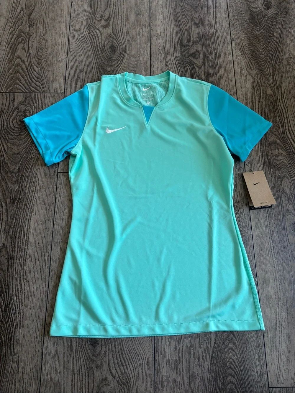 Nike Women's Aqua/Turquoise Athletic Tee